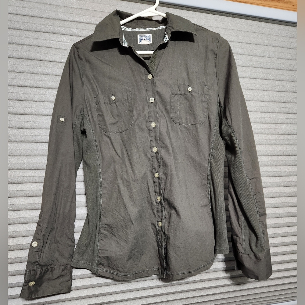 Convers long sleeve button front top